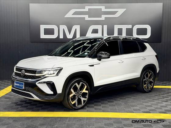 VOLKSWAGEN TAOS 1.4 250 TSI TOTAL FLEX HIGHLINE AUTOMÁTICO